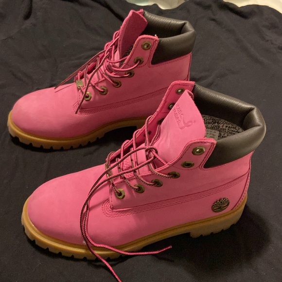 Susan G. Komen - Pink Timberland Boots Boy’s Size 6. - Picture 2 of 12